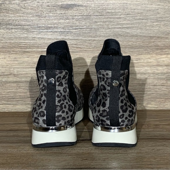 Kenneth Cole Reaction Cameron Chelsea Black and Gray Leopard Slip-on Sneaker 9 - Picture 7 of 10